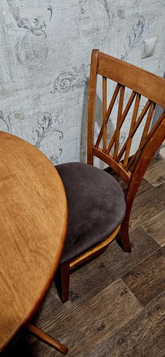 Кухонный стол. Стол+стулья