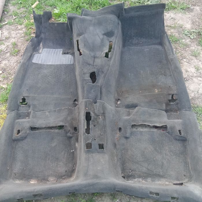 Ковролин на БМВ е34