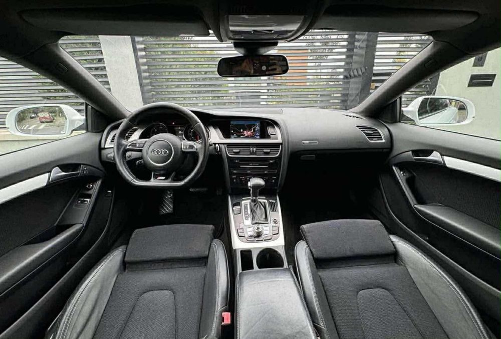 Vand Audi A5 in stare buna