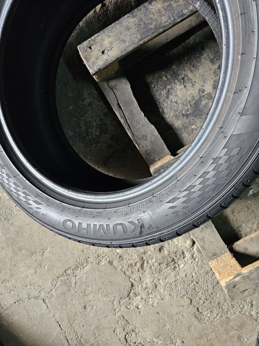 2 anvelope vara 235 50 18 Kumho 2021 6.5mm