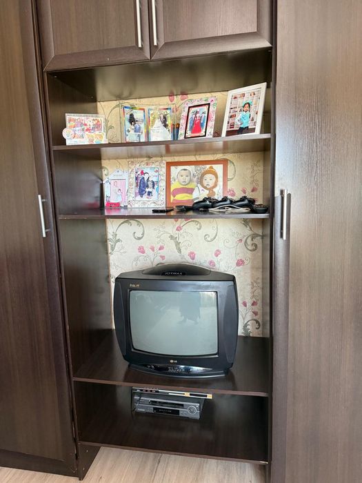 Срочно продам шифонер