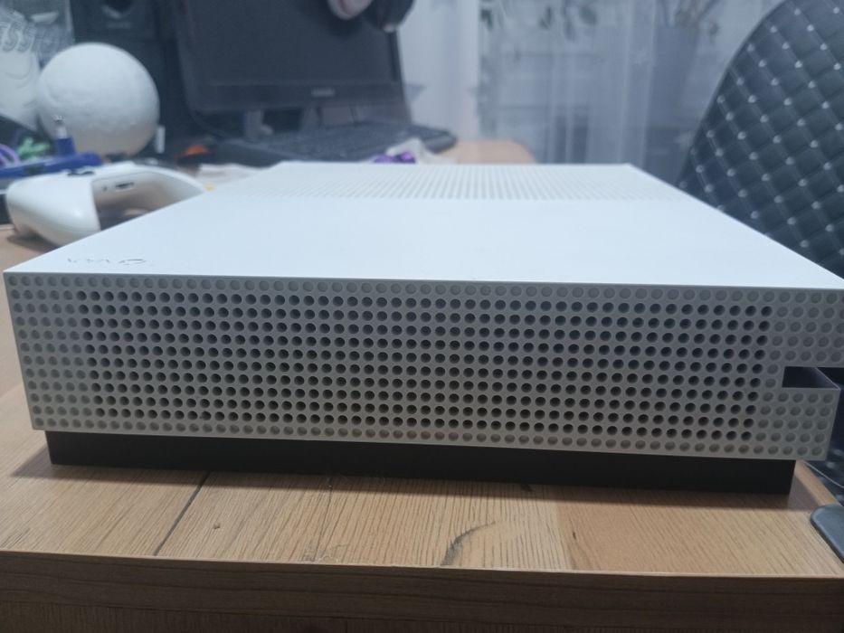 Xbox one S память 1ТБ