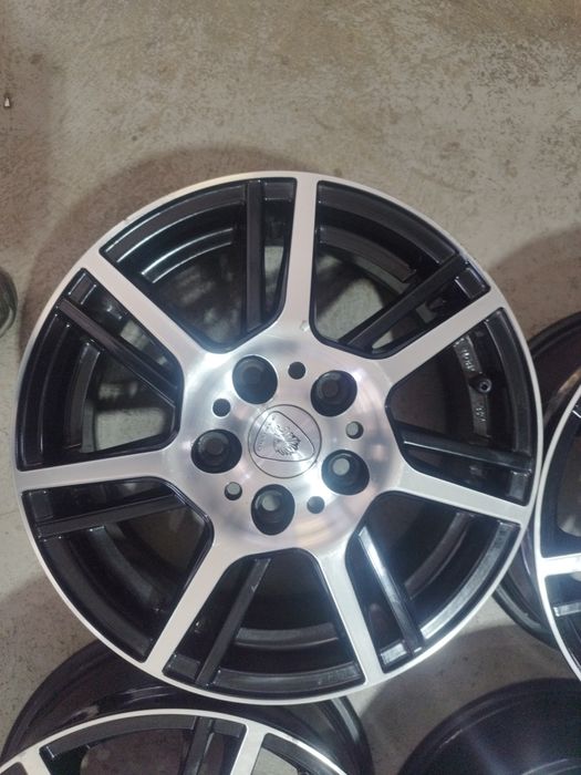 Jante alutec 5x114.3 r15 Toyota  Suzuki Mitsubishi Honda