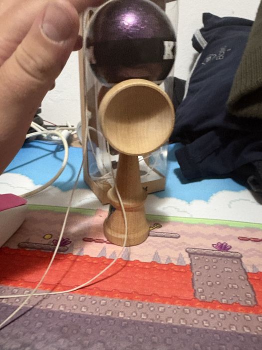 Krom strogo sticky mov