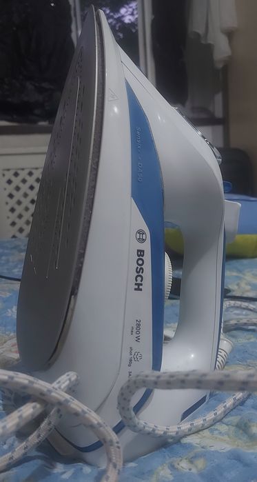 Продаётся Утюг  BOSCH