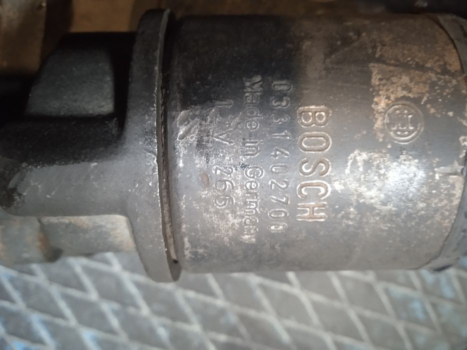 Стартер на Мерседес 608