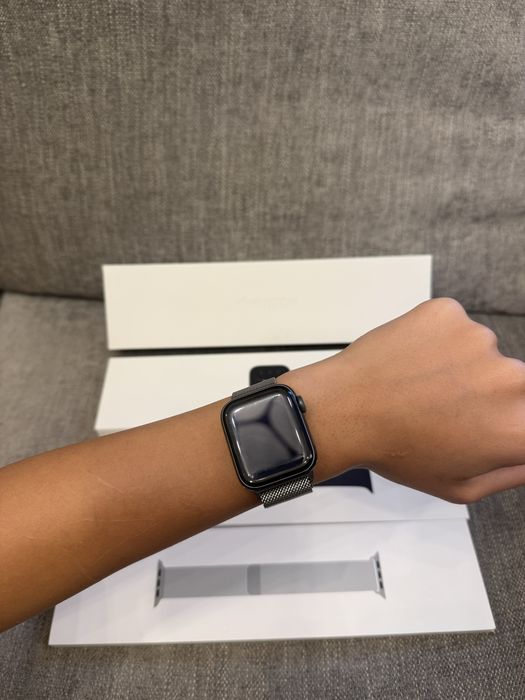 Apple Watch series 6 40 mm Space gray aluminium GPS