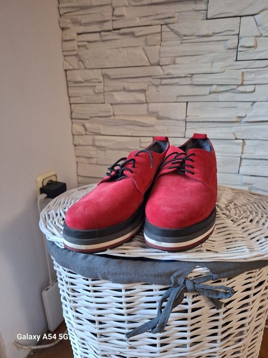 Дамски обувки" Бианки" номер 36 и чанта