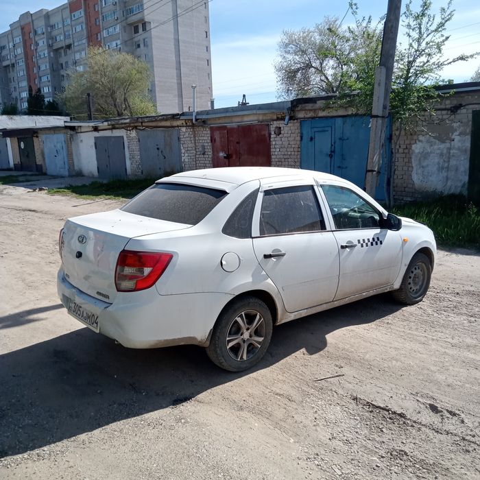 Продам авто Лада гранта, 2013г.
