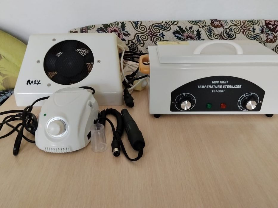 Продам маникюрный набор