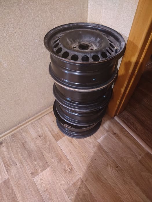 R16 дискы 4 камплекты