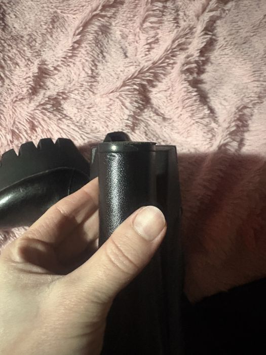 Ботфорты ……………..