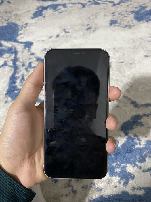 Айф 11 Ақ и Қара цвет  сатылады