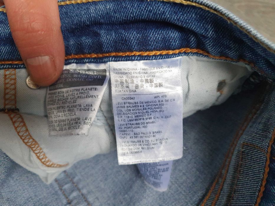 Blugi LEVI'S 514 - Marime W33 L32 (Talie 89 cm)