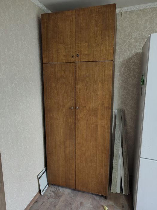 Отдам даром шкаф
