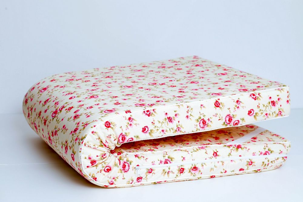 Поролоновые матрасы.Поролоновые губки.Матрас из губки.Изделия из губки