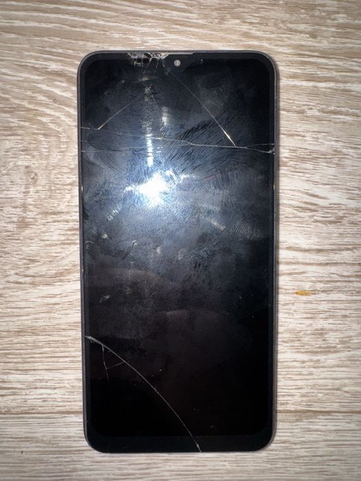 Продается телефон а10