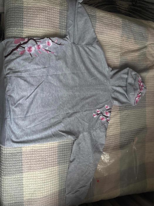 Зип худи с сакурой