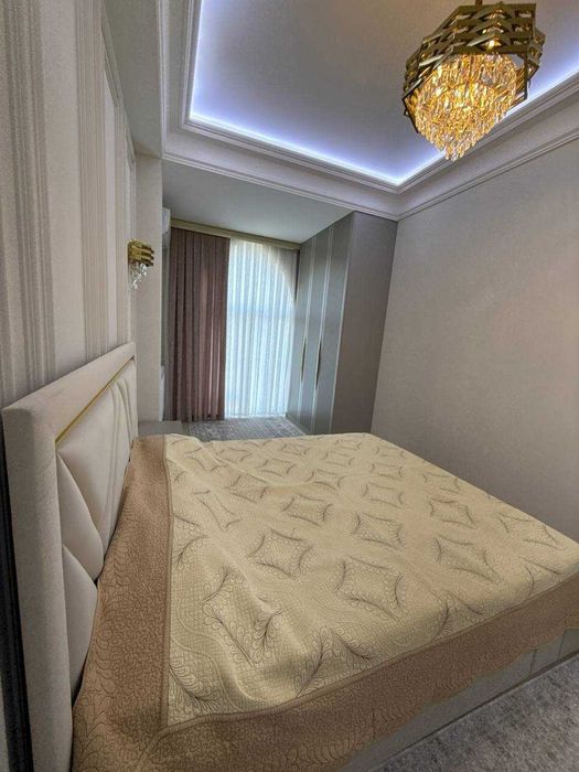 Аренда ул. Бабура, Новостройка, 2-х комнатная, с обстановкой, паркинг