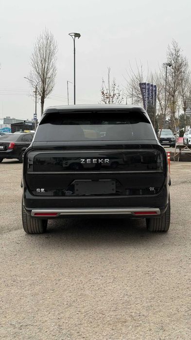 Zeekr 9x max, naxt va halol nasiya