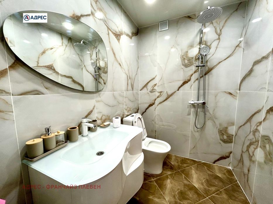 Продава се Двустаен апартамент в Враца, Център - 82 кв.м за 2744 €/кв.м - Снимка #4