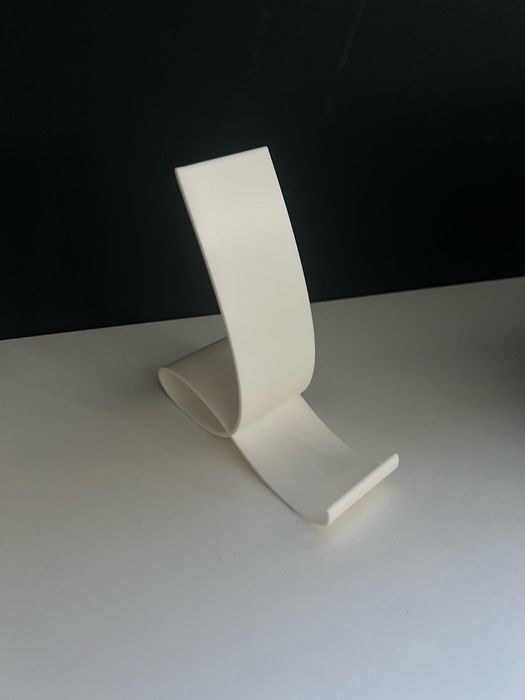 Suport pentru carti + bonus semn de carte