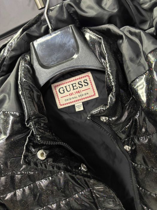 Зимно яке GUESS за момиче