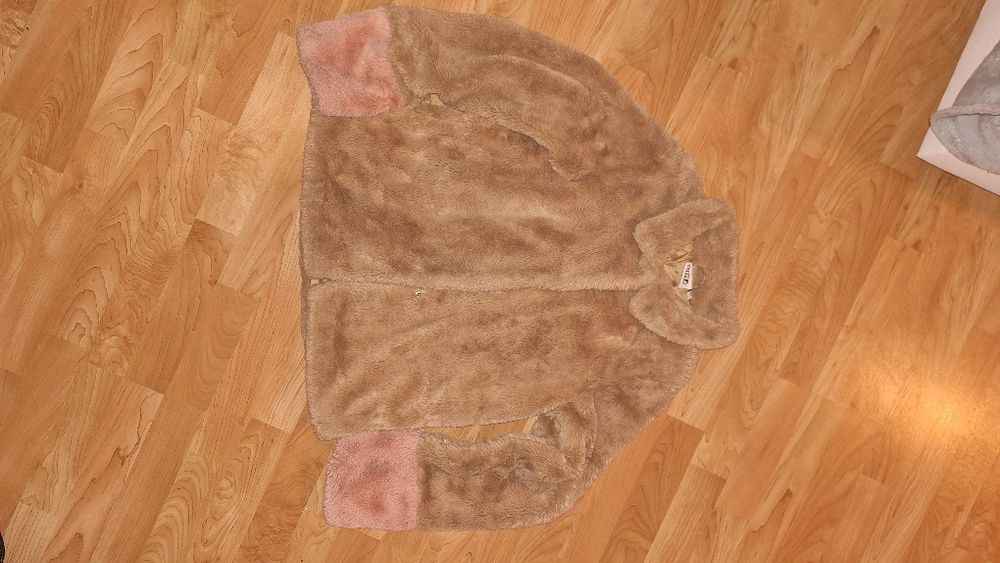 Пухкаво тинейджърско кожуче