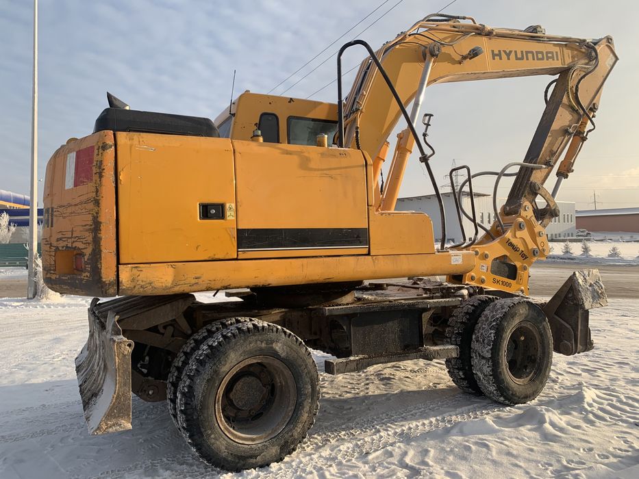 Аренда колесного экскаватора