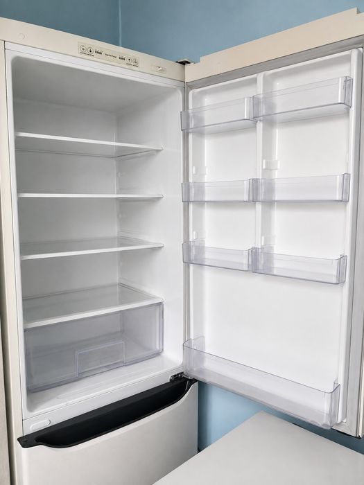Холодильник LG срочно