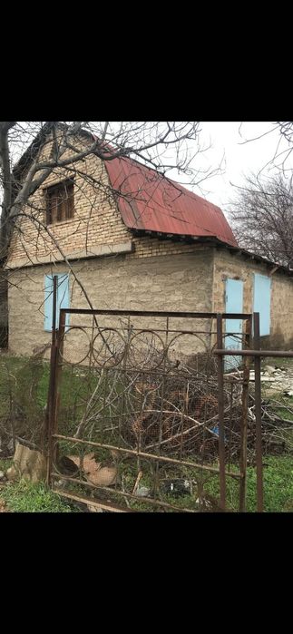 продам дачу на Чирчике, коттеджный поселок Азадбаш