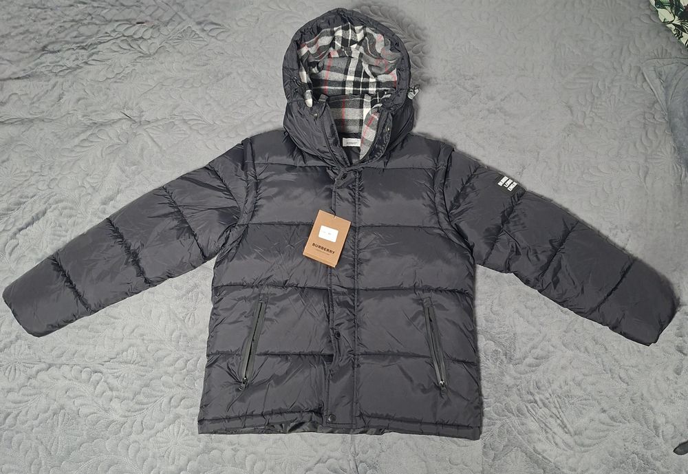 Geaca Burberry neagra