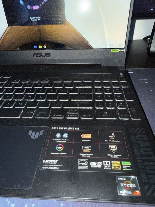 Schimb laptop gaming ASUS TUF A15 (Ryzen 7 / RTX 4060 / 500GB SSD) cu laptop mai puternic