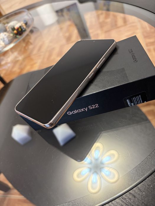 Samsung  Galaxy S22 Pink Gold
