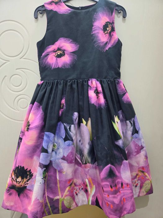 Елегантни детски рокли