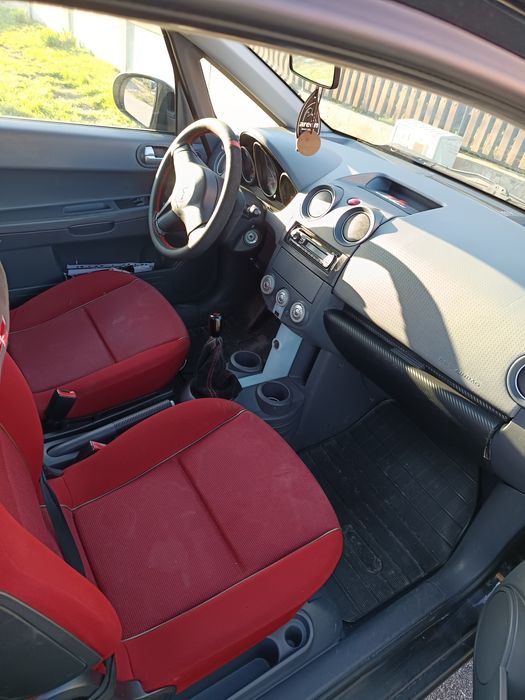 Mitsubishi colt 1.5