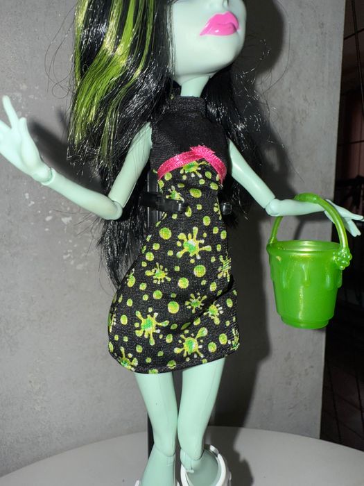 кукла Monster High