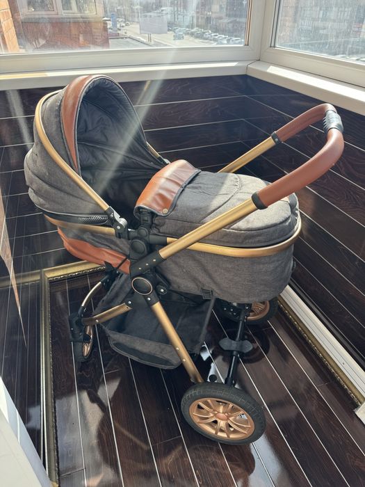 Продам детскую коляску