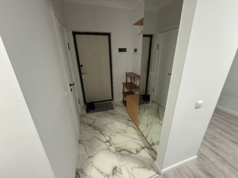 Сдам квартиру на левом берегу