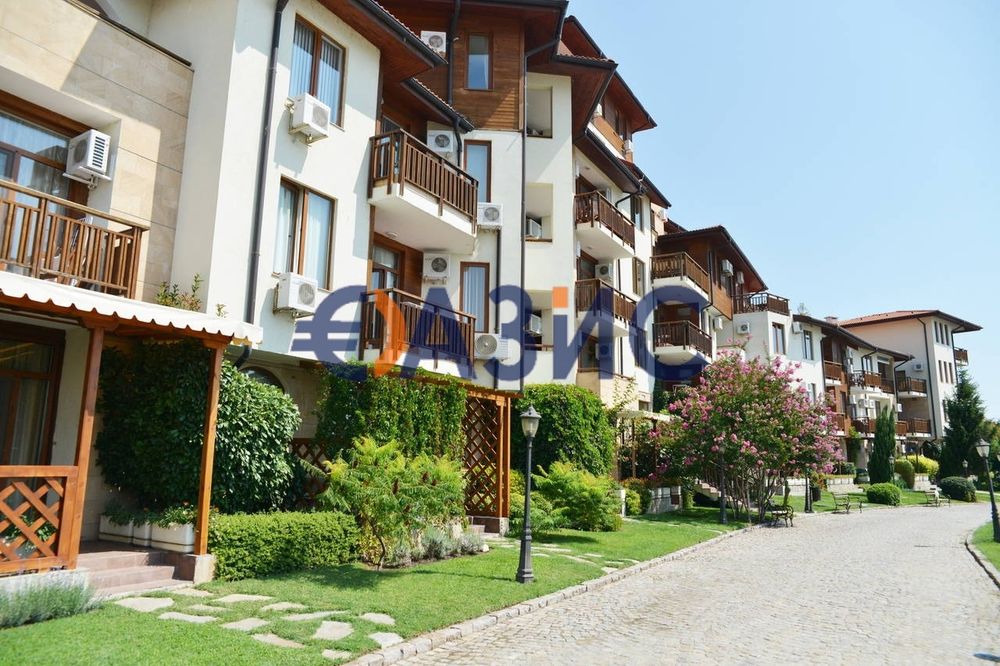 Продава се Двустаен апартамент в Свети Влас - 89 кв.м за 773 €/кв.м - Снимка #9
