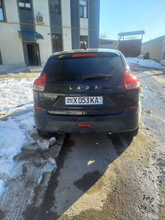 Lada X-Ray Qora Srochno sotiladi