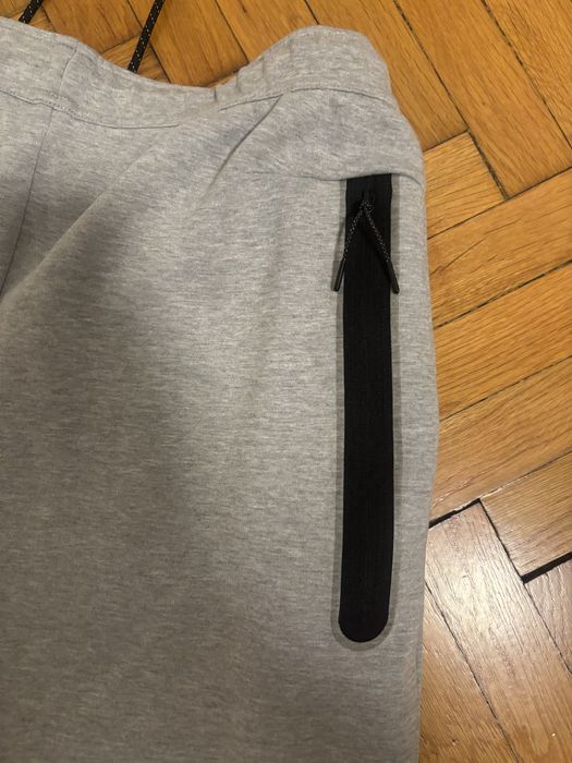 Орогинален сив nike tech old season