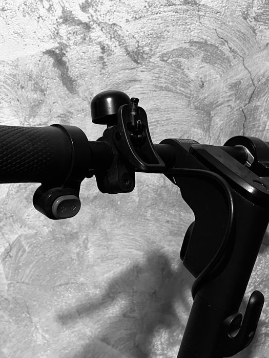 Продам электросамокат Ninebot