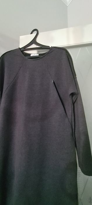 Продам платья для беременных и кормящих