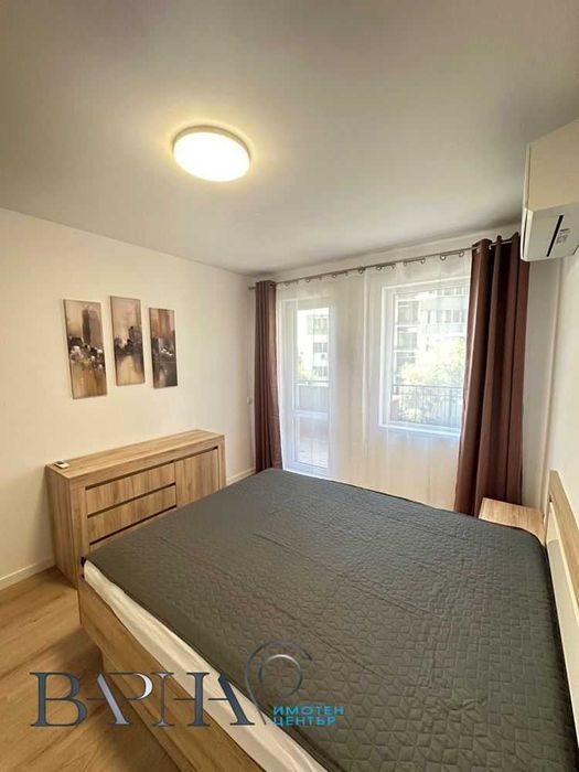 Луксозен Двустаен Възраждане