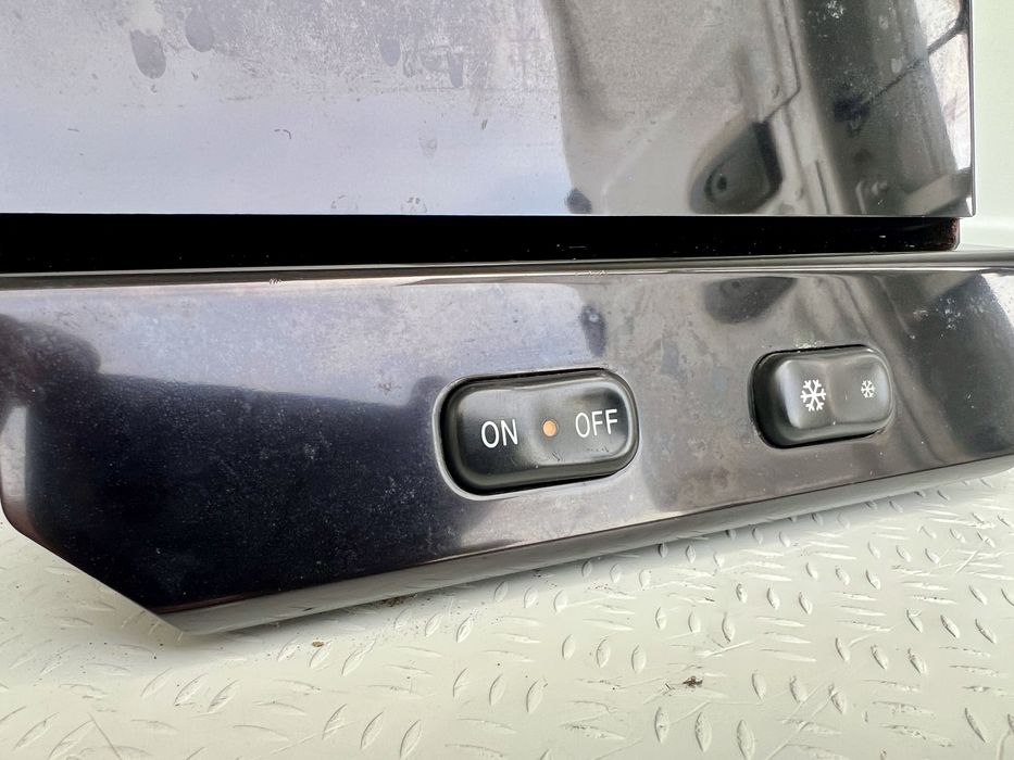 Хладилник WAECO за Мерцедес / Mercedes W220 S-класа