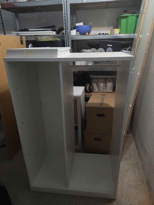 Продавам ИКЕА гардероб