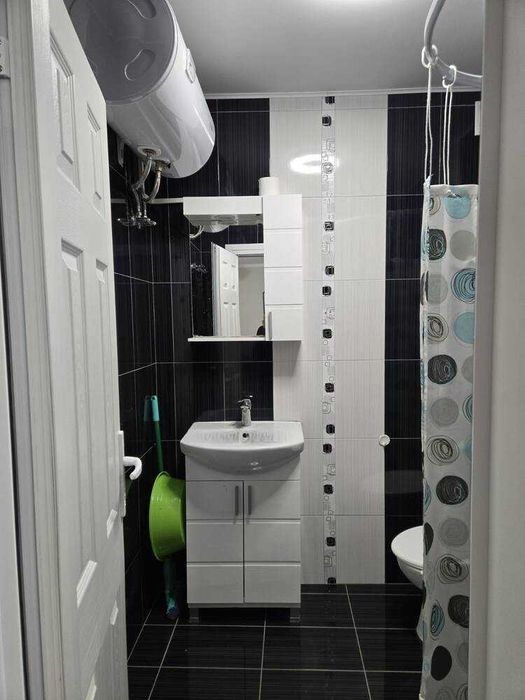 Дава се под наем Двустаен апартамент в Бургас, Лазур - 75 кв.м за 700 € - Снимка #5