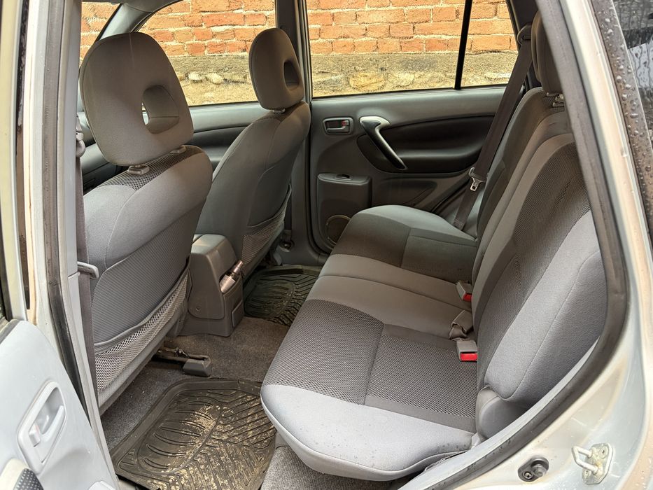 Toyota RAV4 2.0 Benzină 4x4