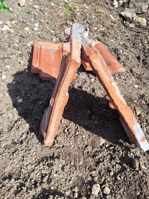 Керемиди Стралджа  1900броя НАМИРАТ СЕ ДО ДЕВИН